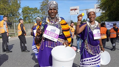 Tanzanyalı Masailer 47. Avrasya Maratonu'nda su farkındalığı için koştu