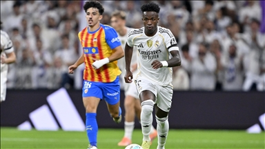 قدم.. ريال مدريد يمطر شباك فالنسيا برباعية نظيفة