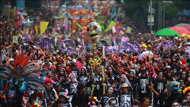 حين يرقص الموت... المكسيك تحتفي بـ"يوم الموتى" في أجواء خاصة