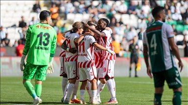 Samsunspor, deplasmanda TÜMOSAN Konyaspor'u 3-1 yendi