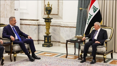 دیدار وزیر خارجه ترکیه و رئیس‌جمهور عراق در بغداد