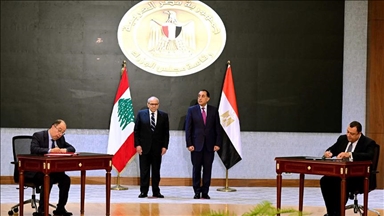 لبنان ومصر يوقعان 15 اتفاقية ومذكرة تفاهم في قطاعات حيوية