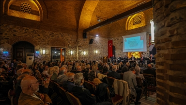 Tradita 650-vjeçare "gezek" në Bursa të Turqisë u prezantohet të huajve