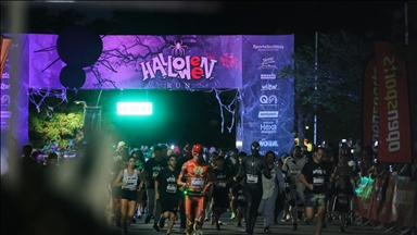 سباق "هالوين رن" في بوينس آيرس يجمع بين الرياضة والرعب