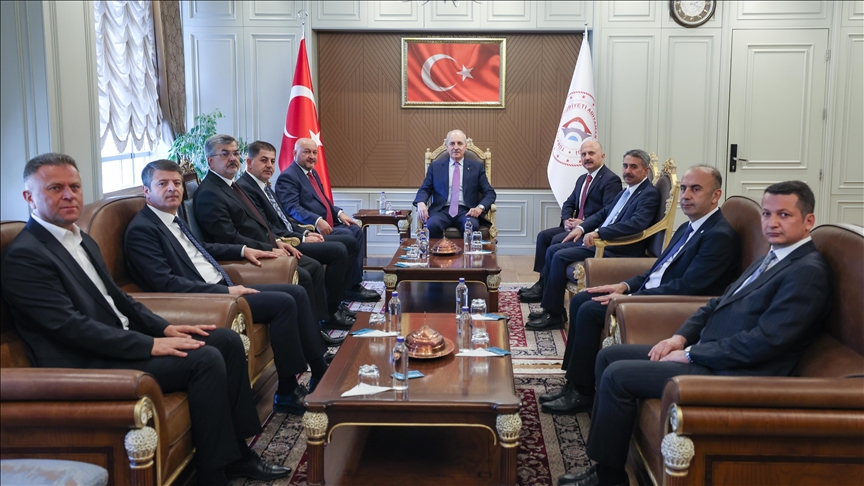 TBMM Başkanı Kurtulmuş, Adıyaman'da temaslarda bulundu