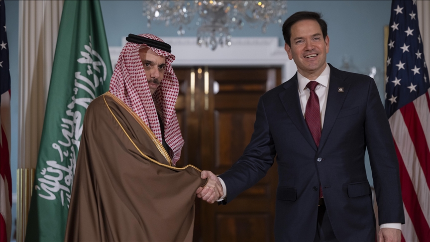 US secretary of state, Saudi foreign minister discuss regional developments