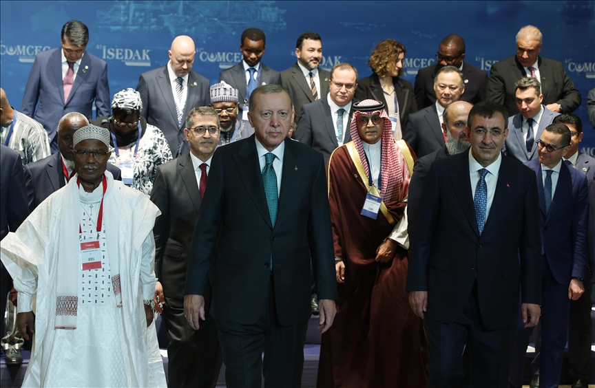 أردوغان يعلن إطلاق برنامج دعم لسوريا تحت مظلة "الكومسيك" 