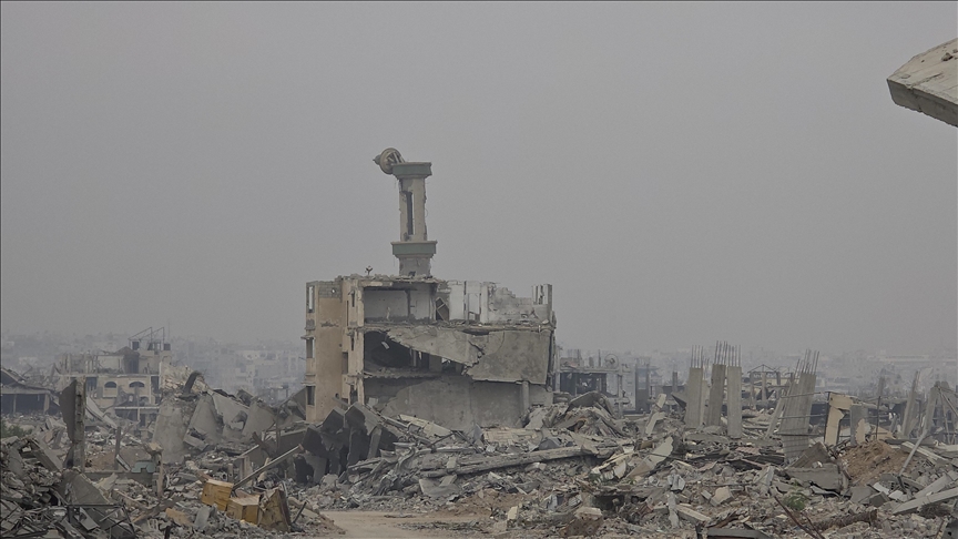 По повлекувањето на израелските сили источен Кан Јунис оставен во урнатини