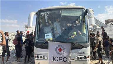 Israeli prime minister backs bill to execute Palestinian prisoners, says official