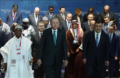 أردوغان يعلن إطلاق برنامج دعم لسوريا تحت مظلة "الكومسيك" 