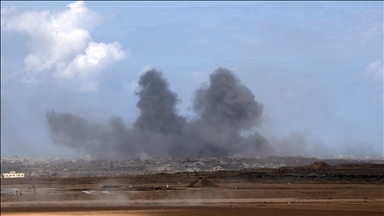 Israeli army kills 2 Gazans despite ceasefire for allegedly crossing ‘yellow line’