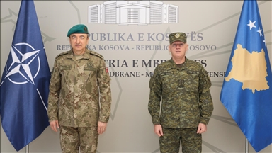 Komandanti i FSK-së, Bashkim Jashari, takohet me komandantin e KFOR-it, Ozkan Ulutas