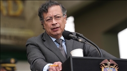 رئيس كولومبيا: عقدت اجتماعا مثمرا مع عباس في مصر