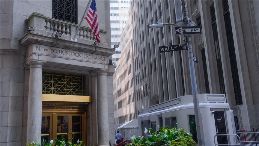 High costs dash New York City's financial dominance