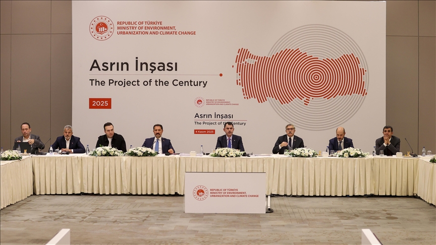 Bakan Kurum: Deprem bölgesinde günde 550 konut tamamlanıp teslim ediliyor