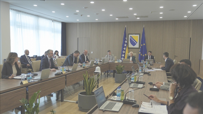 Vijeće ministara BiH usvojilo nacrt budžeta: Više od 500 eura pomoći za zaposlenike u državnim institucijama