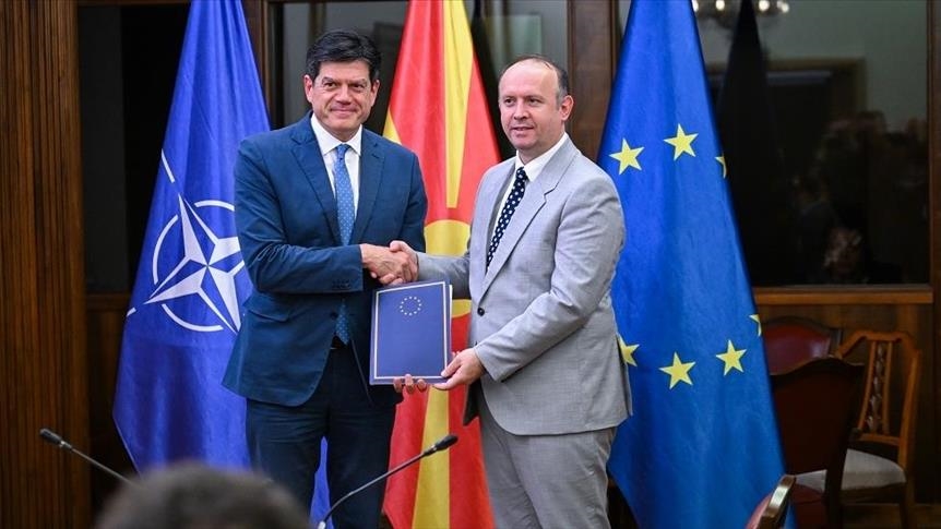 Евроамбасадорот Рокас во Собранието го презентира Извештајот на ЕК за Северна Македонија