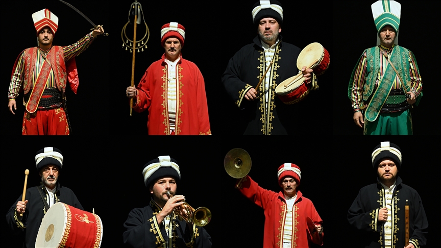Kanuni'nin doğduğu Trabzon'da kurulan mehter takımı 30 yıldır kültürel mirası yaşatıyor