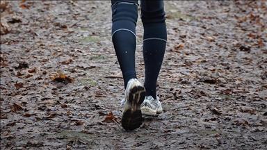 Modest daily walking may slow Alzheimer’s progression, 14-year study finds