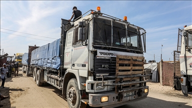 Filistinlilere göre İsrail sağlıksız gıdaları Gazze'ye sokarak "yeni bir açlık politikası" uyguluyor