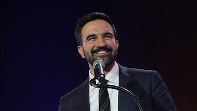 Mamdani leads pack as New Yorkers choose next mayor