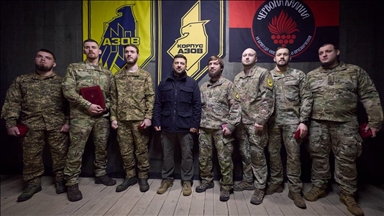 Зеленский посетил позиции на Добропольском направлении 