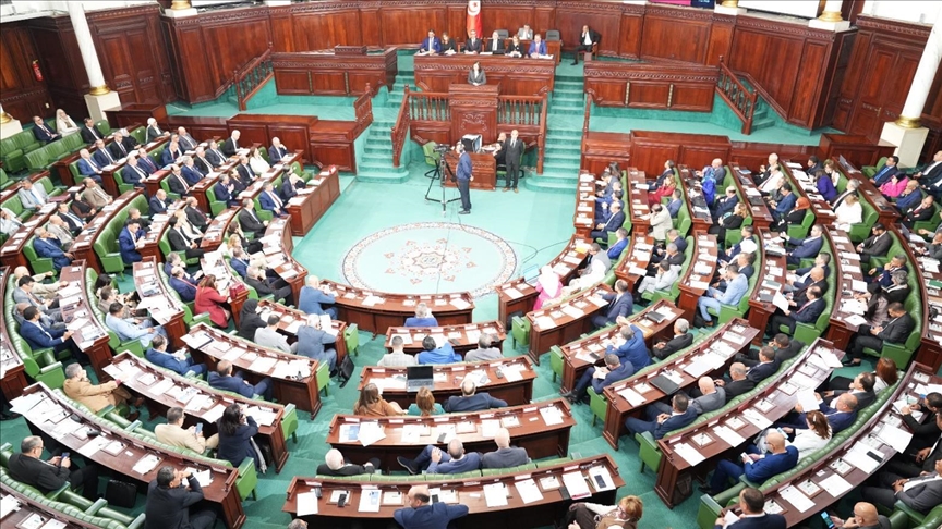 رئيسة حكومة تونس: اقتصادنا يتعافى والتضخم يتراجع