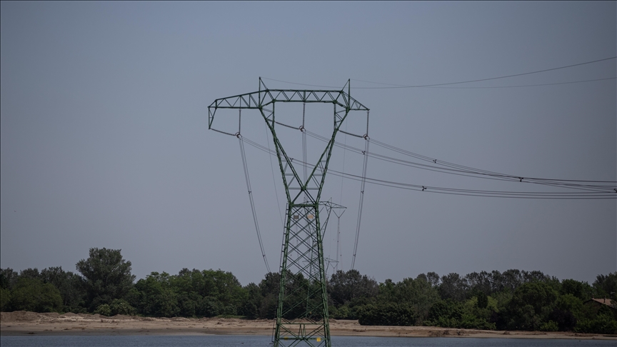 Rapid data center expansion in Finland could push electricity prices up 10% by 2030: Study