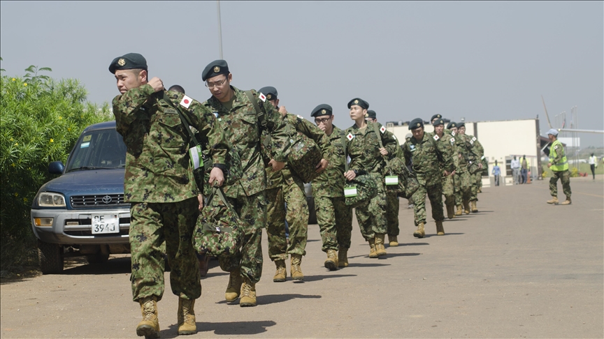 Japan deploys soldiers to combat bear attacks