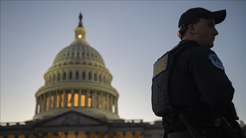 Top congressional Democrats demand meeting with legislative leaders on shutdown