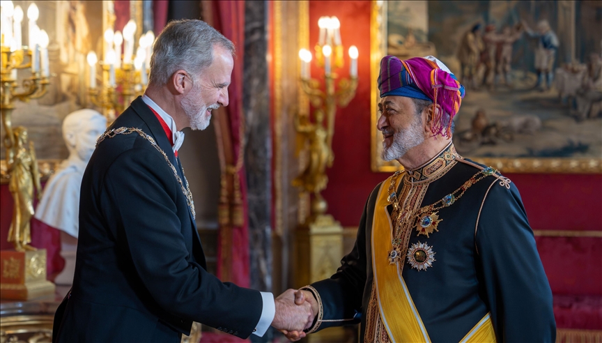 عمان وإسبانيا توقعان 4 مذكرات تفاهم لتعزيز العلاقات الاقتصادية 