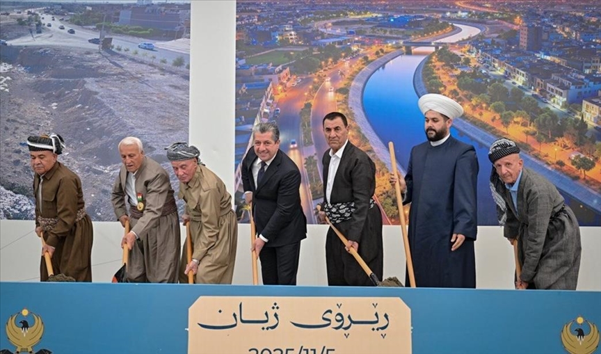 مەسرور بارزانی بەردی بناغەی پڕۆژەی ڕێرەوی ژیان-ی لە هەولێر دانا