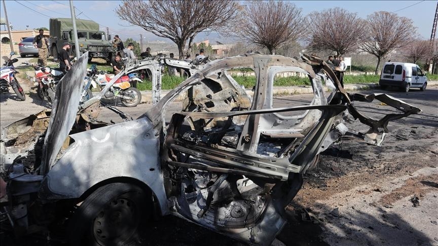 قتيل وجريح باستهداف مسيّرة إسرائيلية سيارة جنوب لبنان