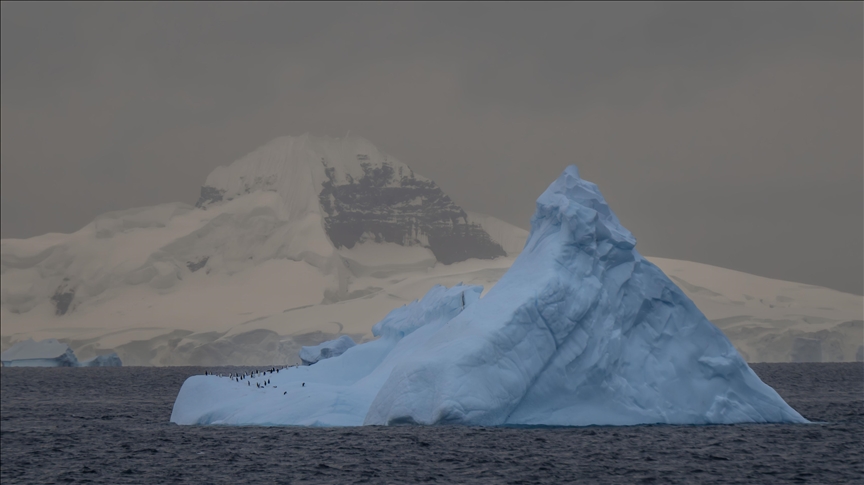 Antarctic glacier shrank 8 kilometers in just 2 months, study finds