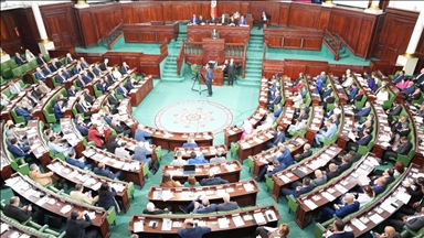 رئيسة حكومة تونس: اقتصادنا يتعافى والتضخم يتراجع