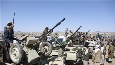 صنعاء.. يمنيون يشاركون في عرض عسكري ضمن "تعبئة لمواجهة عدوان إسرائيل"