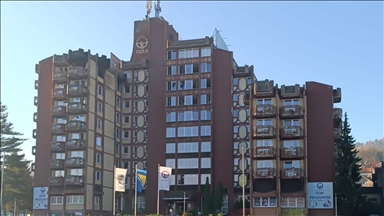 Najmanje 11 osoba poginulo u požaru u Domu penzionera Tuzla, više od 20 povrijeđenih