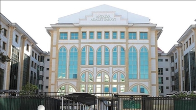 Antalya Büyükşehir Belediyesine yönelik soruşturmada 8 şüpheli gözaltına alındı 