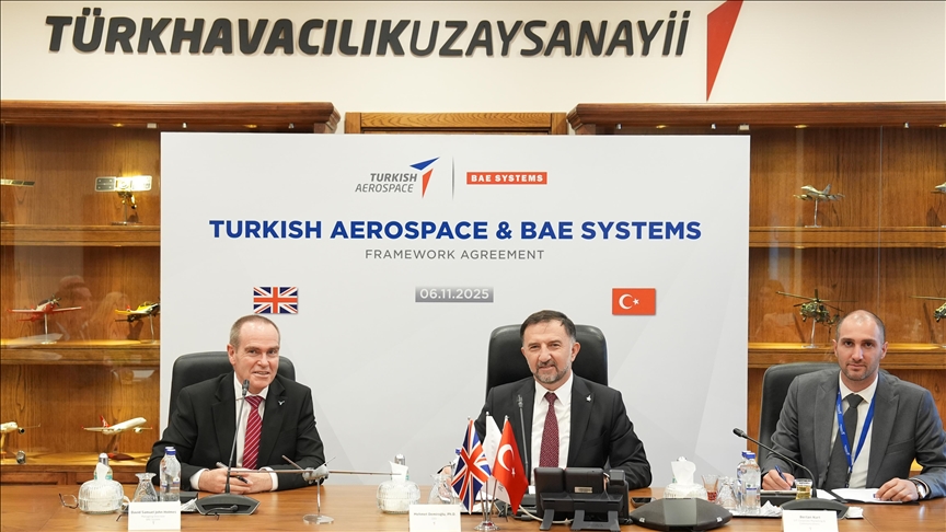 تركيا وبريطانيا توقعان مذكرة تفاهم استراتيجية في الصناعات الدفاعية