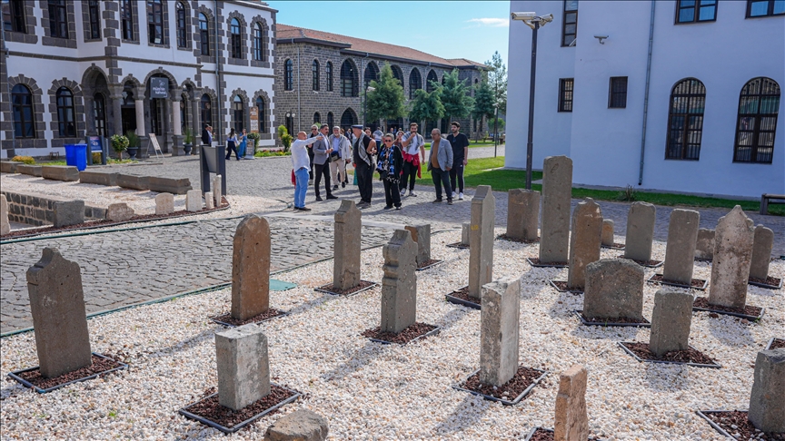 افتتاح نمایشگاه «گورستان تمدن‌ها» در شهر دیاربکر ترکیه