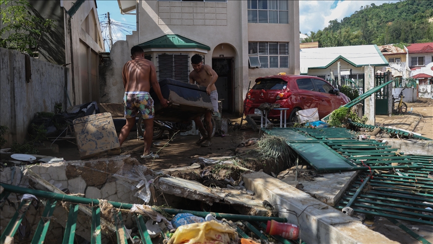 Death toll from Typhoon Kalmaegi in Philippines climbs to 114