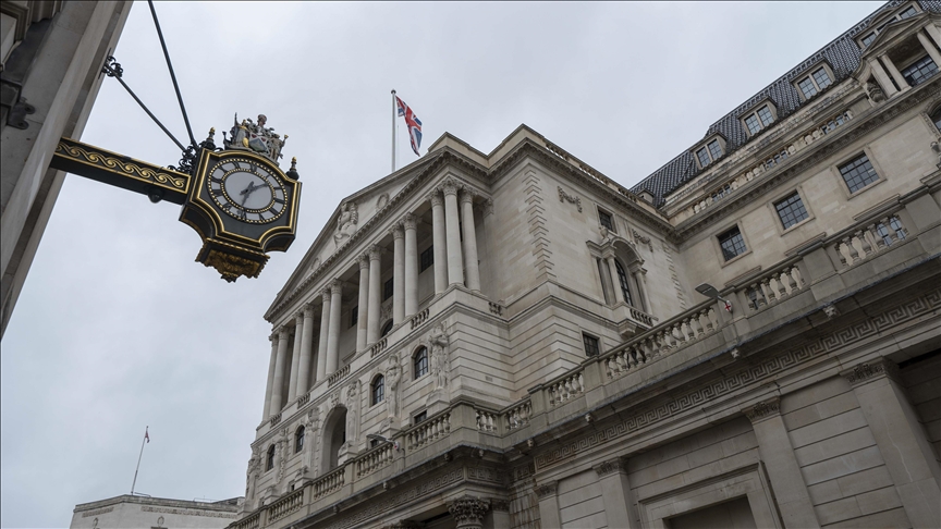 İngiltere Merkez Bankası politika faizinde değişikliğe gitmedi