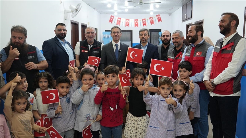 جمعية "صدقة طاشي" التركية تغطي نفقات روضة بمخيم للاجئين في لبنان