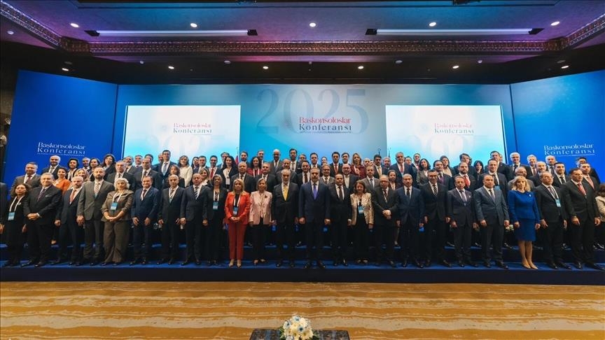 Turkish foreign minister launces First Consuls General Conference in capital Ankara