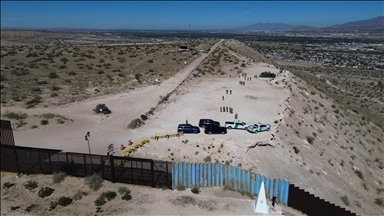 SHBA, përforcohet siguria përgjatë kufirit me Meksikën për shkak të rritjes së kalimeve të emigrantëve