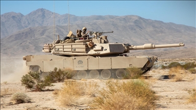 انطلاق مناورات عسكرية سعودية أمريكية في قاعدة فورت إيروين