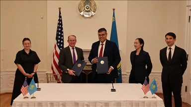 Казахстан и США подписали первый договор в рамках саммита С5+1
