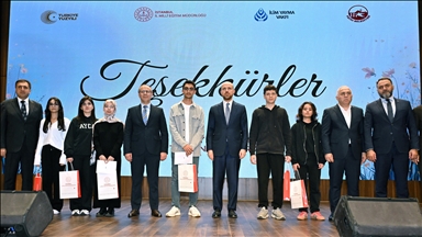 Fatih'te liseler için kısa film ve hikaye yarışmasının ödül töreni yapıldı