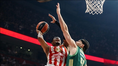 Crvena zvezda savladala Panathinaikos za vrh Eurolige