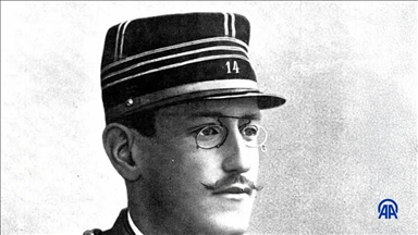 France : le Sénat adopte la proposition de loi réintégrant symboliquement Alfred Dreyfus dans l’armée